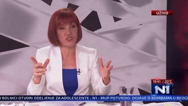 СВИ ОВИ ОПОЗИЦИОНИ ПРОТЕСТИ… Новинарки Н1 излетела истина СВИ ОВИ ОПОЗИЦИОНИ ПРОТЕСТИ… Новинарки Н1 излетела истина