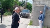 KURTIJEV GRADONAČELNIK DOŠAO DA PREUZME NELEGALNU FUNKCIJU: Albanska šarada u srpskim opštinama, okačili zastavu tzv. Kosova (FOTO, VIDEO)