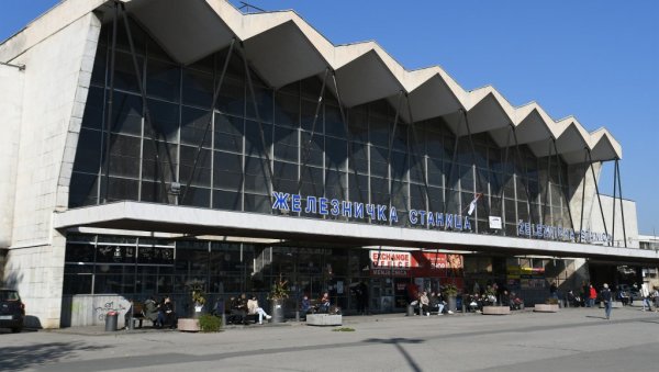 СВЕ ДОЈАВЕ О БОМБАМА БИЛЕ ЛАЖНЕ: МУП завршио проверу Спенса, спортских установа и Железничке станице СВЕ ДОЈАВЕ О БОМБАМА БИЛЕ ЛАЖНЕ: МУП завршио проверу Спенса, спортских установа и Железничке станице