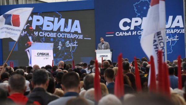 НИШТА ШТО СЕ ДОГАЂА ДАНАС НИЈЕ СЛУЧАЈНО: Вучић прокоментарисао дешавања у Косовској Митровици НИШТА ШТО СЕ ДОГАЂА ДАНАС НИЈЕ СЛУЧАЈНО: Вучић прокоментарисао дешавања у Косовској Митровици