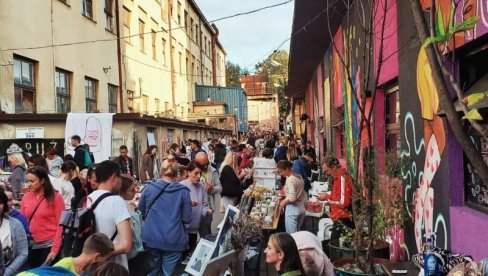 LETNJI VAŠAR U KLUZU: Gradska opština Zvezdara organizuje manifestaciju za sve sugrađane LETNJI VAŠAR U KLUZU: Gradska opština Zvezdara organizuje manifestaciju za sve sugrađane