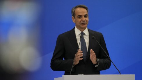 OSTAĆU KOD KUĆE NEKOLIKO DANA Micotakis pozitivan na koronu