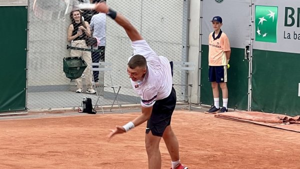 СЈАЈНИ ХАМАД: Српски тенисер у последњем колу квалификација за Ролан Гарос