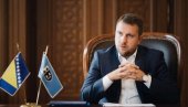 SKAKA SA LISICAMA U TUŽILAŠTVU: Malverzacije bivšeg sarajevskog gradonačelnika SKAKA SA LISICAMA U TUŽILAŠTVU: Malverzacije bivšeg sarajevskog gradonačelnika