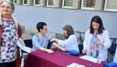 ПРОМОЦИЈА ЗДРАВИХ СТИЛОВА ЖИВОТА: У Власотинцу одржан „Базар здравља“ ПРОМОЦИЈА ЗДРАВИХ СТИЛОВА ЖИВОТА: У Власотинцу одржан „Базар здравља“