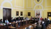 BORBA PROTIV VRŠNJAČKOG NASILJA U VRANJU: Mladi u dijalogu sa gradonačelnikom BORBA PROTIV VRŠNJAČKOG NASILJA U VRANJU: Mladi u dijalogu sa gradonačelnikom