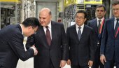 PREMIJER RUSIJE STIGAO U KINU: Sastao se sa Si Đinpingom pa preneo Putinove pozdrave PREMIJER RUSIJE STIGAO U KINU: Sastao se sa Si Đinpingom pa preneo Putinove pozdrave