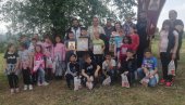 ТРАДИЦИЈА ОСТАЈЕ НА МЛАЂИМА: Спасовдан обележен код Деспотовца (ФОТО) ТРАДИЦИЈА ОСТАЈЕ НА МЛАЂИМА: Спасовдан обележен код Деспотовца (ФОТО)