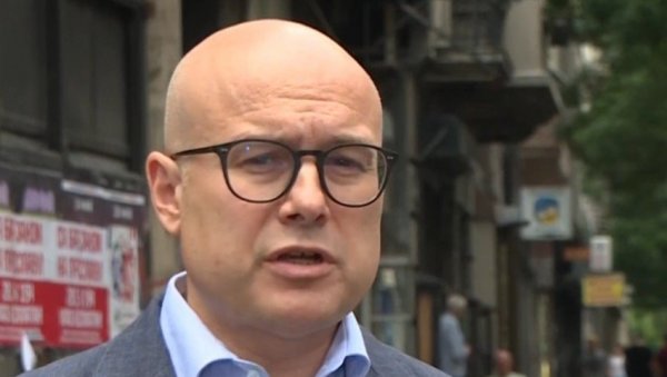 ВУЧЕВИЋ О СИТУАЦИЈИ НА КОСОВУ И МЕТОХИЈИ: Спровешћемо наредбу врховног команданта, у току је терор над Србима ВУЧЕВИЋ О СИТУАЦИЈИ НА КОСОВУ И МЕТОХИЈИ: Спровешћемо наредбу врховног команданта, у току је терор над Србима