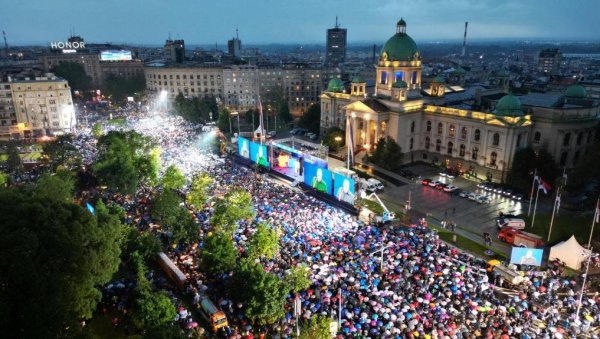 ОВО ЈЕ СРБИЈА НАДЕ: Како је изгледао највећи скуп - 200.000 грађана било на једном месту (ФОТО) ОВО ЈЕ СРБИЈА НАДЕ: Како је изгледао највећи скуп - 200.000 грађана било на једном месту (ФОТО)