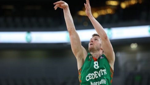 KOŠARKAŠI CEDEVITA OLIMPIJE POTOPILI MORNAR: Šampion Slovenije zagrejao se za Valensiju KOŠARKAŠI CEDEVITA OLIMPIJE POTOPILI MORNAR: Šampion Slovenije zagrejao se za Valensiju