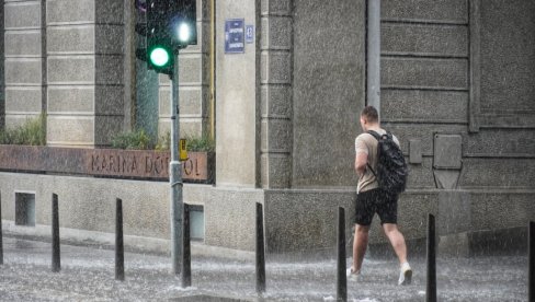 DANAS PRAVO LETO, A SUTRA DRASTIČAN PAD TEMPERATURE: RHMZ najavio pljuskove i nevreme, moguće glavobolje i bolovi u kostima