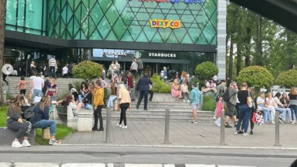 ОГЛАСИО СЕ МУП: Познато зашто се огласио аларм у тржном центру у Београду ОГЛАСИО СЕ МУП: Познато зашто се огласио аларм у тржном центру у Београду