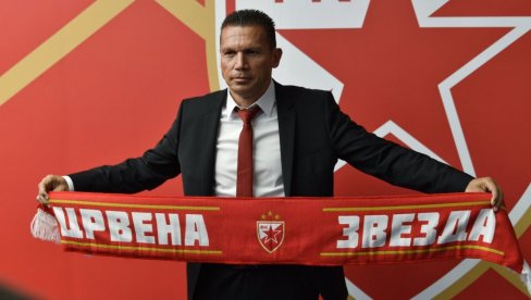 СПРЕМАН САМ ЗА ВЕЛИКЕ СТВАРИ: Нови тренер Црвене звезде Барак Бахар оставио озбиљан утисак СПРЕМАН САМ ЗА ВЕЛИКЕ СТВАРИ: Нови тренер Црвене звезде Барак Бахар оставио озбиљан утисак