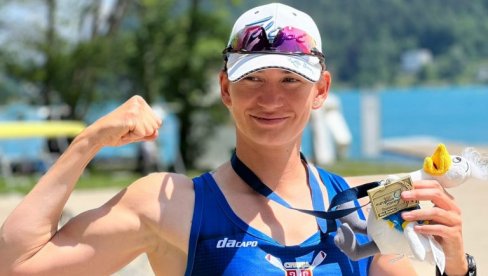 ЈОВАНА АРСИЋ ИДЕ НА ОЛИМПИЈСКЕ ИГРЕ У ПАРИЗ! Наша најбоља веслачица извадила олимпијску визу на Светском првенству у Београду ЈОВАНА АРСИЋ ИДЕ НА ОЛИМПИЈСКЕ ИГРЕ У ПАРИЗ! Наша најбоља веслачица извадила олимпијску визу на Светском првенству у Београду