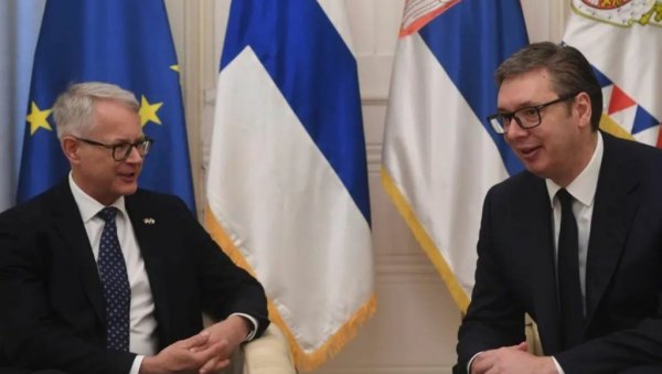 ОПРОШТАЈНА ПОСЕТА АМБАСАДОРА ФИНСКЕ: Вучић се захвалио Лахдевирти на посвећености, разговарали о унапређењу сарадње (ФОТО) ОПРОШТАЈНА ПОСЕТА АМБАСАДОРА ФИНСКЕ: Вучић се захвалио Лахдевирти на посвећености, разговарали о унапређењу сарадње (ФОТО)