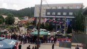 SRPKINJA PODNELA OSTAVKU: Napustila mesto direktora u opštini Leposavić SRPKINJA PODNELA OSTAVKU: Napustila mesto direktora u opštini Leposavić