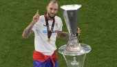 GUDELJ ZA NOVOSTI: Ponos i tugu ulepšao pehar u finalu, fudbaler Sevilje obradovao navijače Srbije