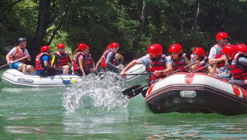 RAFTERI KREĆU NA SPUST DUG 130 KILOMETARA: Počinje Limska regata RAFTERI KREĆU NA SPUST DUG 130 KILOMETARA: Počinje Limska regata