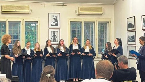 ČUVARI TRADICIJE OD ZABORAVA: Etno-grupa „Đurđevak“ nastupala u Paraćinu (FOTO) ČUVARI TRADICIJE OD ZABORAVA: Etno-grupa „Đurđevak“ nastupala u Paraćinu (FOTO)