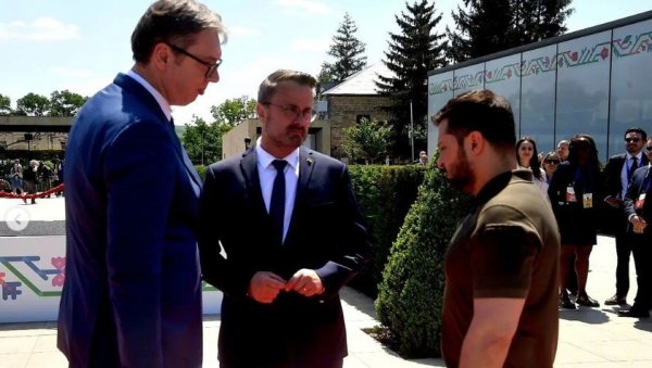 ВУЧИЋ: Питали су ме да ли уводимо санкције Русији зато што сам четири минута стајао поред Зеленског ВУЧИЋ: Питали су ме да ли уводимо санкције Русији зато што сам четири минута стајао поред Зеленског