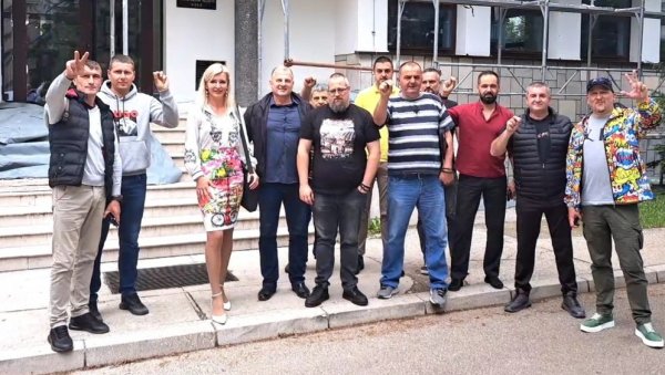 ПРОГОН СРБА СЕ НАСТАВЉА: Суђење Никшићанима за инцидент на Дан државности ПРОГОН СРБА СЕ НАСТАВЉА: Суђење Никшићанима за инцидент на Дан државности