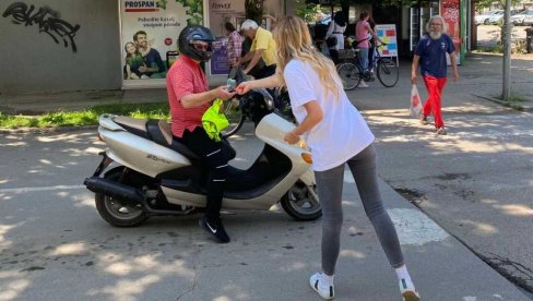 „ГЛЕДАЈ ДА ТЕ ВИДЕ“ И У КИКИНДИ: Акција за безбедније учешће бициклиста у саобраћају (ФОТО) „ГЛЕДАЈ ДА ТЕ ВИДЕ“ И У КИКИНДИ: Акција за безбедније учешће бициклиста у саобраћају (ФОТО)