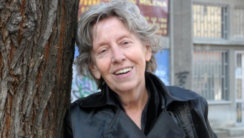 TAJILA DECENIJAMA: Ovo je zapravo PRAVO IME glumice Eve Ras TAJILA DECENIJAMA: Ovo je zapravo PRAVO IME glumice Eve Ras