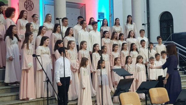 ФЕСТИВАЛ ХОРСКЕ ДУХОВНЕ МУЗИКЕ: Осми Музички едикт у Нишу у знаку толеранције ФЕСТИВАЛ ХОРСКЕ ДУХОВНЕ МУЗИКЕ: Осми Музички едикт у Нишу у знаку толеранције