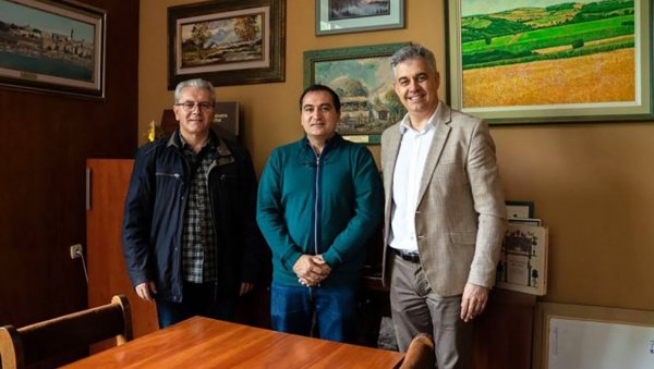 НАУЧНО ИСТРАЖИВАЧКИ РАД НА ШУМАРСКОМ ФАКУЛТЕТУ: Заштита дивљачи од заразних болести НАУЧНО ИСТРАЖИВАЧКИ РАД НА ШУМАРСКОМ ФАКУЛТЕТУ: Заштита дивљачи од заразних болести