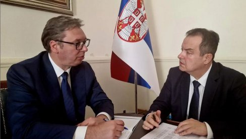 VUČIĆ: Sutra uveče predstavićemo deo onoga na čemu naporno radimo nedeljama