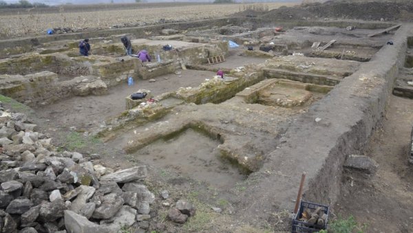 ХАРВАРД ОТКРИВА ПРОШЛОСТ СВЕТА НА ВИМИНАЦИЈУМУ: Српски Археолошки институт и водећи амерички универзитет почињу светски ДНК пројекат ХАРВАРД ОТКРИВА ПРОШЛОСТ СВЕТА НА ВИМИНАЦИЈУМУ: Српски Археолошки институт и водећи амерички универзитет почињу светски ДНК пројекат