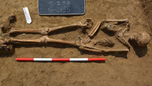 IZDVOJENA DNK STARA 2.900 GODINA: Naučnici otvorili vremensku kapsulu iz doline reke Tigar (FOTO) IZDVOJENA DNK STARA 2.900 GODINA: Naučnici otvorili vremensku kapsulu iz doline reke Tigar (FOTO)