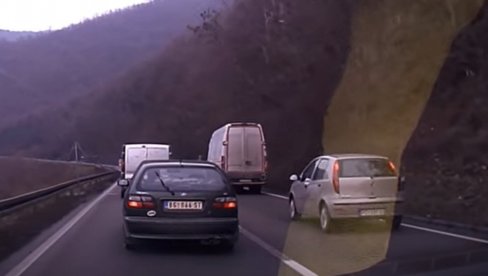 КАКО БЕЗБЕДНО ПРЕТИЦАТИ: Возачи, ова правила морате знати! Кључни савети и шта нипошто не смете да радите КАКО БЕЗБЕДНО ПРЕТИЦАТИ: Возачи, ова правила морате знати! Кључни савети и шта нипошто не смете да радите