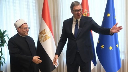 VUČIĆ SA MUFTIJOM ALAMOM: Odličan razgovor o daljem razvoju odnosa sa Egiptom VUČIĆ SA MUFTIJOM ALAMOM: Odličan razgovor o daljem razvoju odnosa sa Egiptom