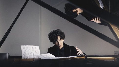 FINALNI KONCERT SEZONE BEOGRADSKE FILHARMONIJE: Kraj ovogodišnjeg muzičkog putovanja FINALNI KONCERT SEZONE BEOGRADSKE FILHARMONIJE: Kraj ovogodišnjeg muzičkog putovanja