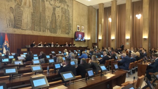 СКУПШТИНА АП ВОЈВОДИНЕ УСВОЈИЛА ИЗВЕШТАЈ О ИЗВРШЕЊУ БУЏЕТА: Јавни дуг под контролом, инвестиције реализоване по плану СКУПШТИНА АП ВОЈВОДИНЕ УСВОЈИЛА ИЗВЕШТАЈ О ИЗВРШЕЊУ БУЏЕТА: Јавни дуг под контролом, инвестиције реализоване по плану