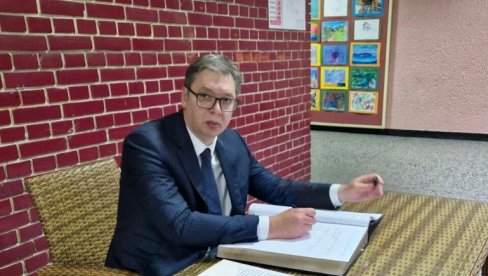 POSTOJI JOŠ FOTOGRAFIJA: Nove slike dokazuju da je Vučić bio u Ribnikaru i da Nova S iznosi neistine (FOTO) POSTOJI JOŠ FOTOGRAFIJA: Nove slike dokazuju da je Vučić bio u Ribnikaru i da Nova S iznosi neistine (FOTO)