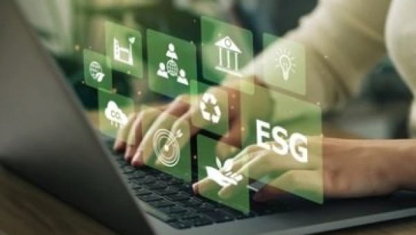 ESG ИЗВЕШТАВАЊЕ: Бизнис и одговорност ESG ИЗВЕШТАВАЊЕ: Бизнис и одговорност