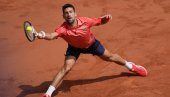 NOVAK ŽELI OSVETU: Najtrofejniji teniser svih vremena je bio dominantan u drugoj rundi! NOVAK ŽELI OSVETU: Najtrofejniji teniser svih vremena je bio dominantan u drugoj rundi!