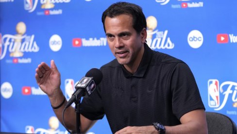 ZBOG NJEGA PRATIM SVAKU UTAKMICU SRBIJE! Čuveni NBA trener ne propušta mečeve orlova - a evo i koji je razlog ZBOG NJEGA PRATIM SVAKU UTAKMICU SRBIJE! Čuveni NBA trener ne propušta mečeve orlova - a evo i koji je razlog