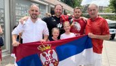 СРПСКЕ ЗАСТАВЕ НА РОЛАН ГАРОСУ: Све је спремно за велики спектакл (ФОТО) СРПСКЕ ЗАСТАВЕ НА РОЛАН ГАРОСУ: Све је спремно за велики спектакл (ФОТО)