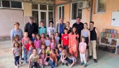 ДА ДЕЦА ИМАЈУ БОЉЕ УСЛОВЕ: Мале балерине играле за вртић „Чика Јова Змај“ (ФОТО) ДА ДЕЦА ИМАЈУ БОЉЕ УСЛОВЕ: Мале балерине играле за вртић „Чика Јова Змај“ (ФОТО)