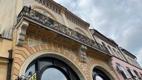 ARHITEKTONSKA PROŠLOST: Promocija knjige Grad i gradograditelji - iz arhitektonske prošlosti Zrenjanina (FOTO) ARHITEKTONSKA PROŠLOST: Promocija knjige Grad i gradograditelji - iz arhitektonske prošlosti Zrenjanina (FOTO)