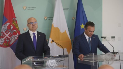 SVE BOLJA SARADNJA DVE ZEMLJE: Ministar Vučević sastao se sa ministrom odbrane Kipra Jorgalasom SVE BOLJA SARADNJA DVE ZEMLJE: Ministar Vučević sastao se sa ministrom odbrane Kipra Jorgalasom