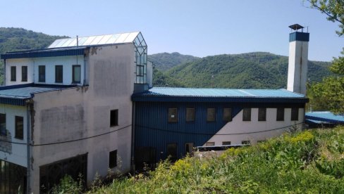 SUTRA ISKLJUČENJE STRUJE: Vlasotince bez vode zbog zamućenja reke Vlasine SUTRA ISKLJUČENJE STRUJE: Vlasotince bez vode zbog zamućenja reke Vlasine