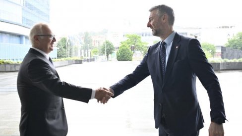 ВЕСИЋ У САРАЈЕВУ: Србија и БиХ ће бити повезане са два ауто-пута и две брзе саобраћајнице, што није било ни у СФРЈ (ФОТО) ВЕСИЋ У САРАЈЕВУ: Србија и БиХ ће бити повезане са два ауто-пута и две брзе саобраћајнице, што није било ни у СФРЈ (ФОТО)