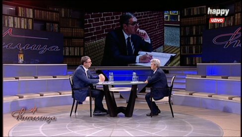 VUČIĆ O ODLASKU U RIBNIKAR: Mene je slikao šef obezbeđenja, da li mislite da je on fotošiporao sliku VUČIĆ O ODLASKU U RIBNIKAR: Mene je slikao šef obezbeđenja, da li mislite da je on fotošiporao sliku