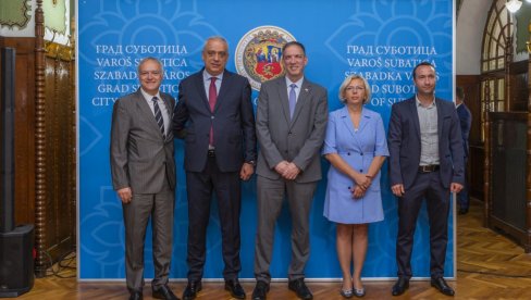 PRIJEM U GRADSKOJ KUĆI: Gradonačelnik Stevan Bakić sastao se sa ambasadorom Izraela Jahelom Vilanom PRIJEM U GRADSKOJ KUĆI: Gradonačelnik Stevan Bakić sastao se sa ambasadorom Izraela Jahelom Vilanom