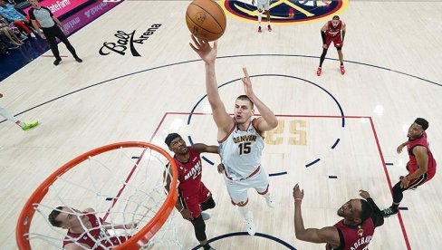 NIKO KAO NIKOLA JOKIĆ: Srbinu nema ravnog u NBA ligi NIKO KAO NIKOLA JOKIĆ: Srbinu nema ravnog u NBA ligi